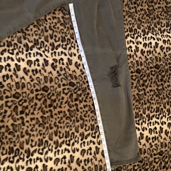 2 for $20 MAVI Jeans ADA Boyfriend Fit Distressed Jeans Women’s Size 10 - Picture 13 of 14